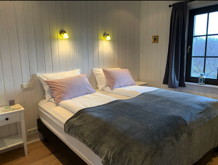 Iceland Wellness Retreat bedroom