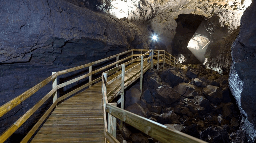 Iceland Wellness Retreat natural caves